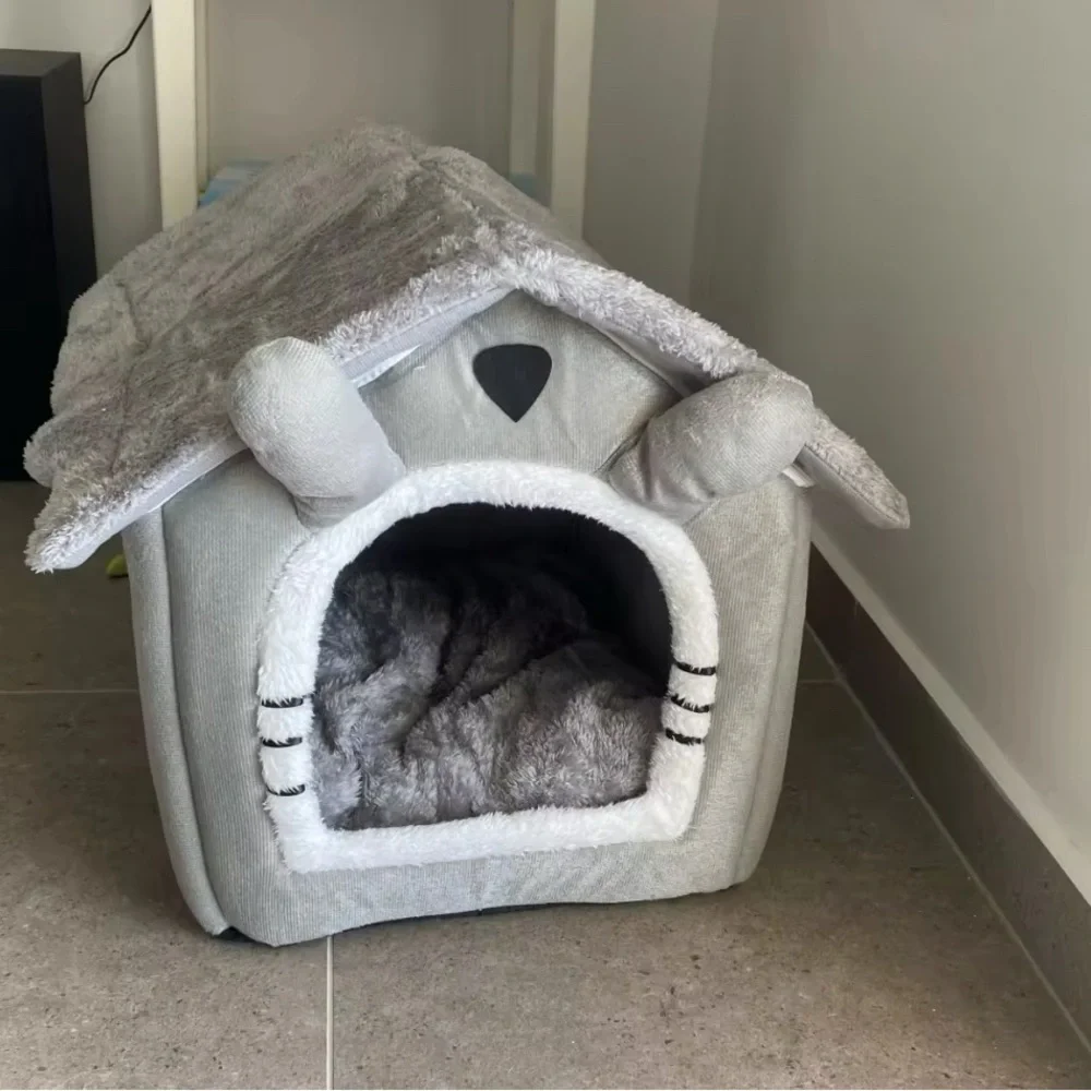 Dog bed new soft padding washable new dog house cat pet 20 by 20 by 20 inches